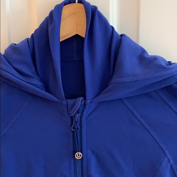🍋 lululemon zip-up hoodie, blue, size 4 (xs) - Picture 9 of 9